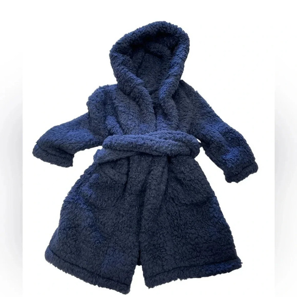 💥HOST PICK💥 Pottery Barn Kids Solid Sherpa Blue  Robe Size 2T-3T - Picture 7 of 9